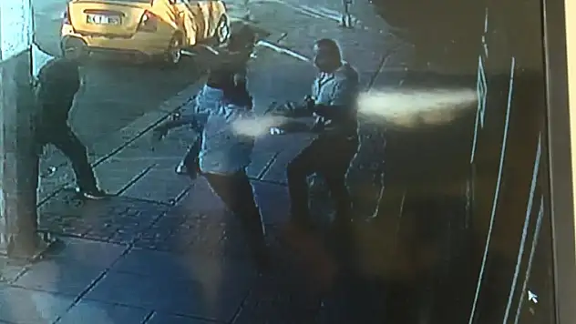 Taksiciyi bakın ne için bıçakladı