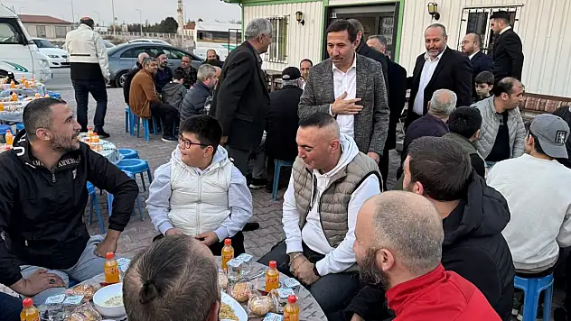 Hasan Kılca, minibüsçülerle iftarda buluştu