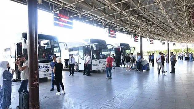 Şehirlerarası otobüslerde yüzde 40'a varan bilet indirimi yolda