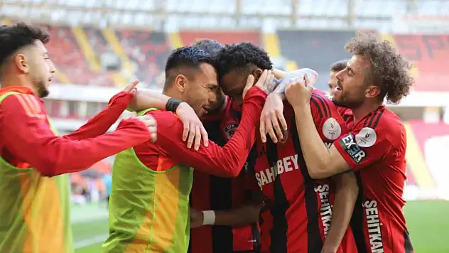 Gaziantep FK evinde güldü, seri 3 maça çıktı