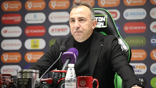 Konyaspor'da Uçar galibiyetin nasıl geldiğini anlattı!