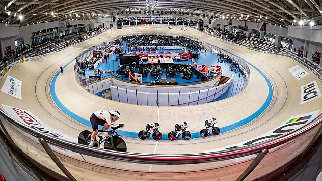 Konya 2025 UCI Pist Bisikleti Uluslar Kupası'nda yeni dünya rekoru kırıldı