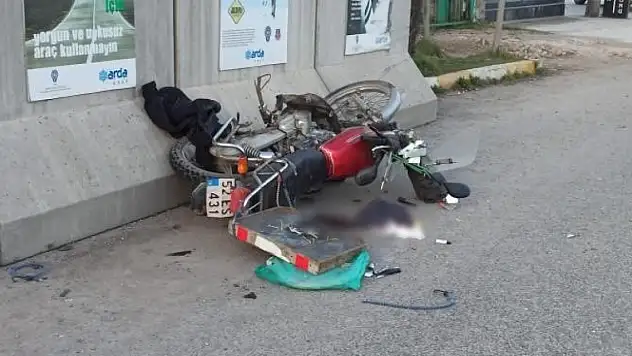 Cip ile motosiklet çarpıştı: 2 kişi hayatını kaybetti