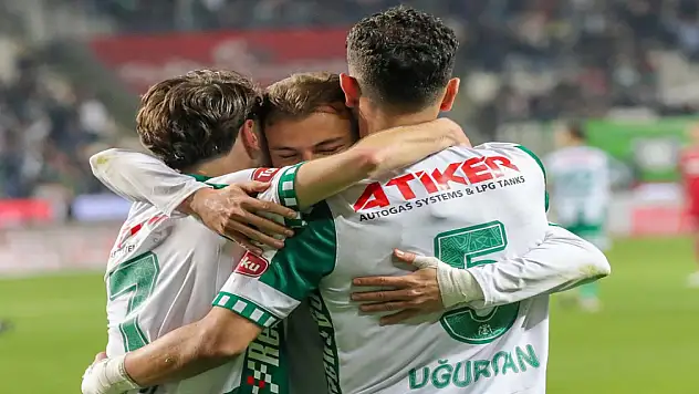 Uğurcan, Konyaspor'da ilk kez bu sevinci yaşadı!