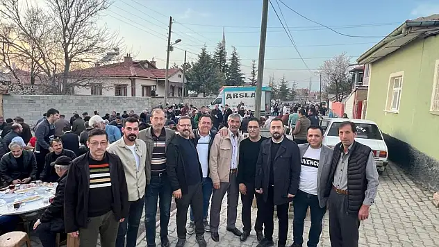 İnli mahallesi sakinleri geleneksel iftarda bir araya geldi