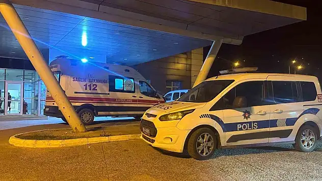 Bu nasıl baba? Talihsiz çocuk hayata tutunmaya çalışıyor