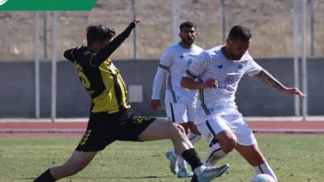 1922 Konyaspor avantajı kaçırdı!