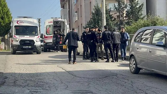 Komşuların park kavgasında kan döküldü: Ölü ve yaralılar var