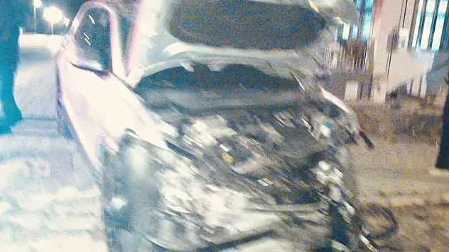 Konya'da otomobiller çarpıştı: 4 yaralı