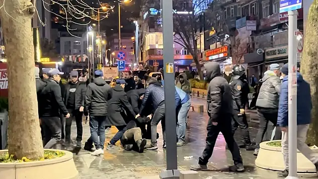 Kocaeli'de İmamoğlu gerginliği... En az 50 gözaltı