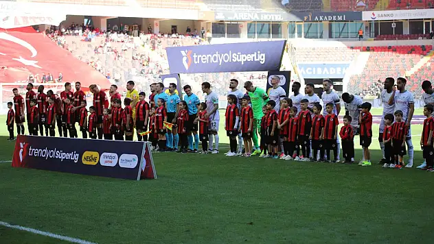 Flaş iddia... Konyaspor maçı oynanmayabilir!