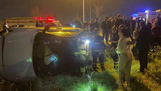 Otomobil takla attı: 2 yaralı