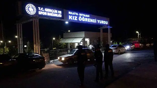 Kız yurdunun 11. katından atlayan genç hayatını kaybetti