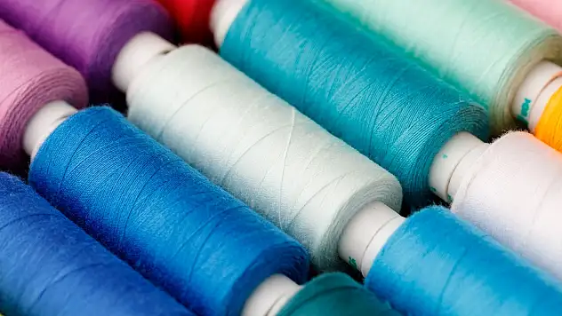 Tekstil Sektöründe Polyester Dikiş İpliğinin Yükselen Önemi