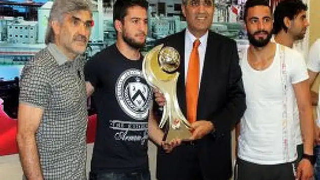 Torku Konyaspor, Konya Şeker A.Ş.'yi ziyaret etti