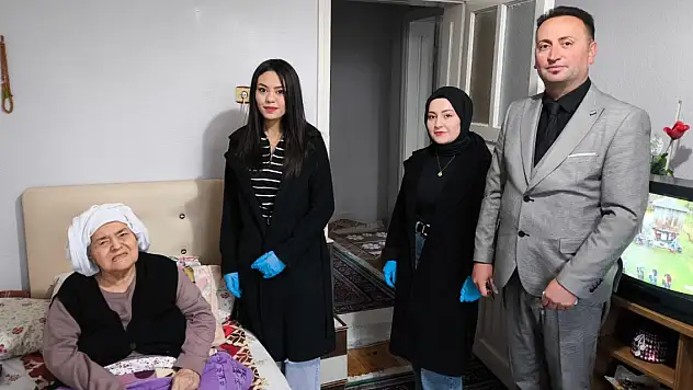 İftar sofraları kapılara taşındı