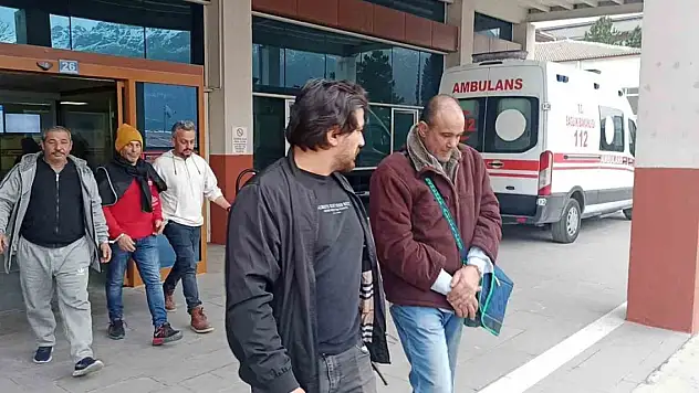 Konya'da düzensiz göçmen operasyonu... Göç İdaresine teslim edildiler