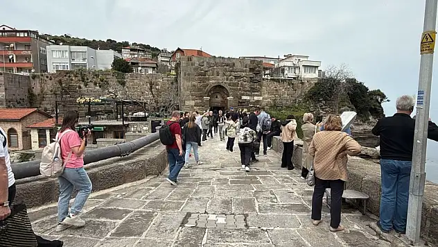 6 bin nüfuslu şirin ilçeye akın ettiler! Bayram rezervasyonları yüzde 90'a ulaştı