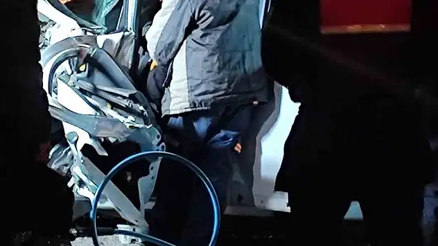 Baba-kız kazada yaşamını yitirdi