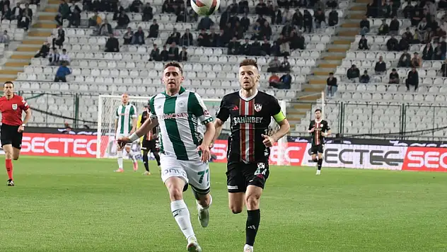 Konyasporlu Melih şut denemelerine başladı!