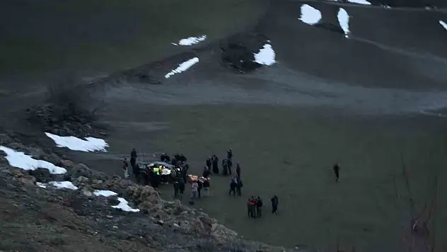 Artvin'de trafik kazası: 1 ölü, 1 yaralı