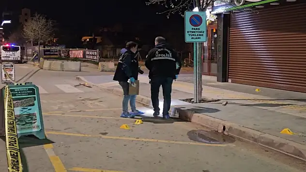 Pideci dükkanında sopalı, bıçaklı kavga 1 ölü, 3 yaralı