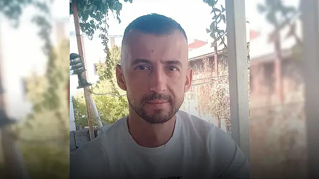 Husumetli olduğu oğlunu vurarak öldürdü