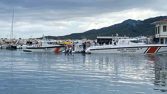 Ayvacık'ta kaçak göçmenleri taşıyan bot battı...5 kişi hayatını kaybetti