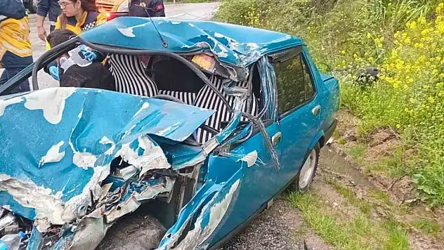 Tofaş otomobil kağıt gibi ezildi