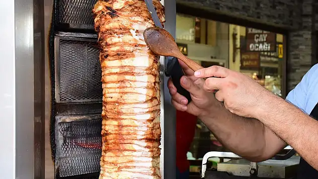 Tavuk döner zehirlenmesinde 'salmonella' uyarısı