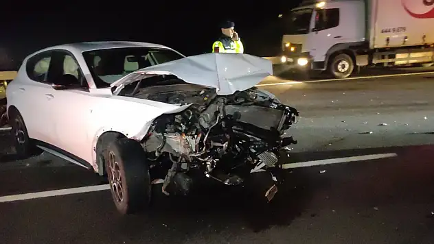 4 araç kazaya karıştı: 1 ölü, 7 yaralı