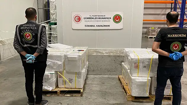 Son dakika! İstanbul Havalimanında 455 kilo uyuşturucu madde ele geçirildi