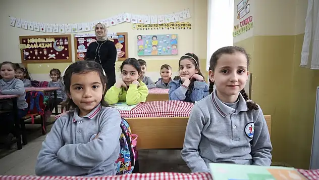 Okullarda ikinci ara tatil sonrası ilk ders zili çaldı... Yaz tatili ne zaman?