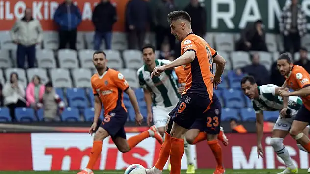 Piatek, Konyaspor'a bela oldu!