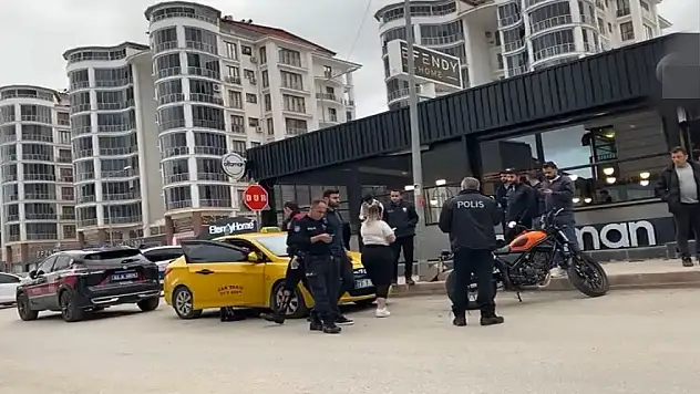 Kafede iki grup arasında silahlı kavga: 2 yaralı