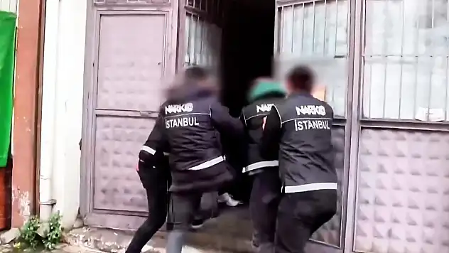 Bakan Yerlikaya paylaştı... Uyuşturucu operasyonunda 16 şüpheli yakalandı