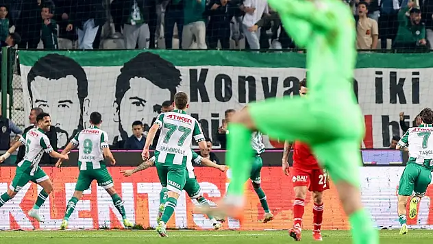 Konyaspor'da eldiven yarışı yaşanacak!