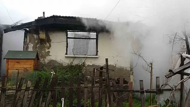 Evde yanmış ceset bulundu