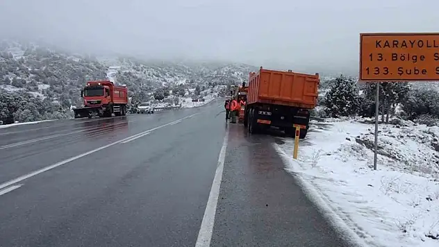 Kar yağışı etkili olmuştu... Antalya-Konya karayolunda son durum