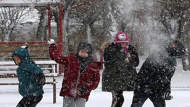 Son Dakika! Ankara'da okullar tatil edildi