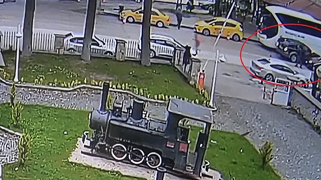 Evli ve 3 çocuk babası direksiyon başında hayatını kaybetti