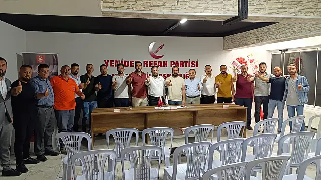 Yeniden Refah Partisi'nde toplu istifa