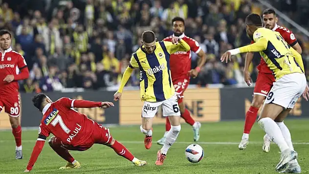 Fenerbahçe'nin kritik sınavı... Sivasspor ile 38. randevu