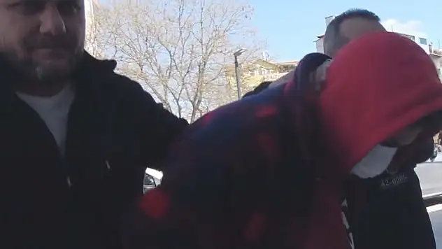 Konya'da müstehcen yazışmalar yapan doktorlardan ilk görüntü