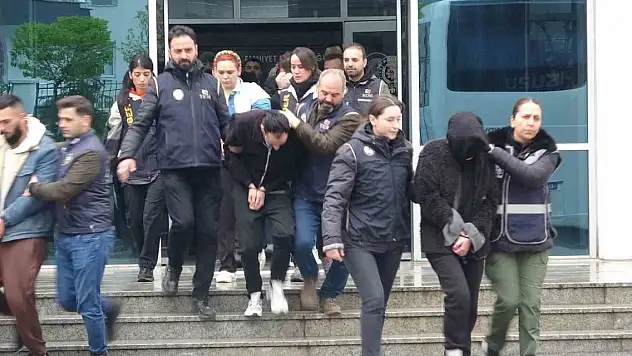 23 ilde 9 milyarlık yasa dışı bahis ve dolandırıcılık operasyonu: 82 şüpheli yakalandı