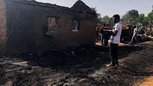 Nijerya'da silahlı gruptan köylere saldırı: 54 ölü