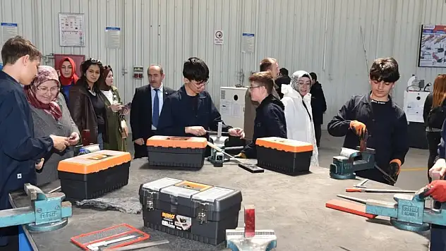 Konya'da öğretmenler teknik gezi düzenledi