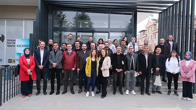 Sosyal İnovasyon Ajansı'nda Araştırmacı Öğretmenler İş Birliği Toplantısı