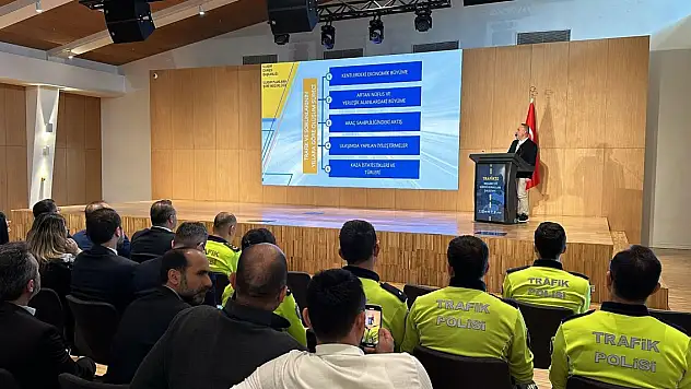Konya'da trafik çalıştayı düzenlendi