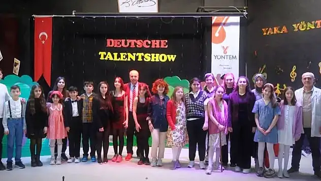 Yöntem Kolejinde Almanca gösteri